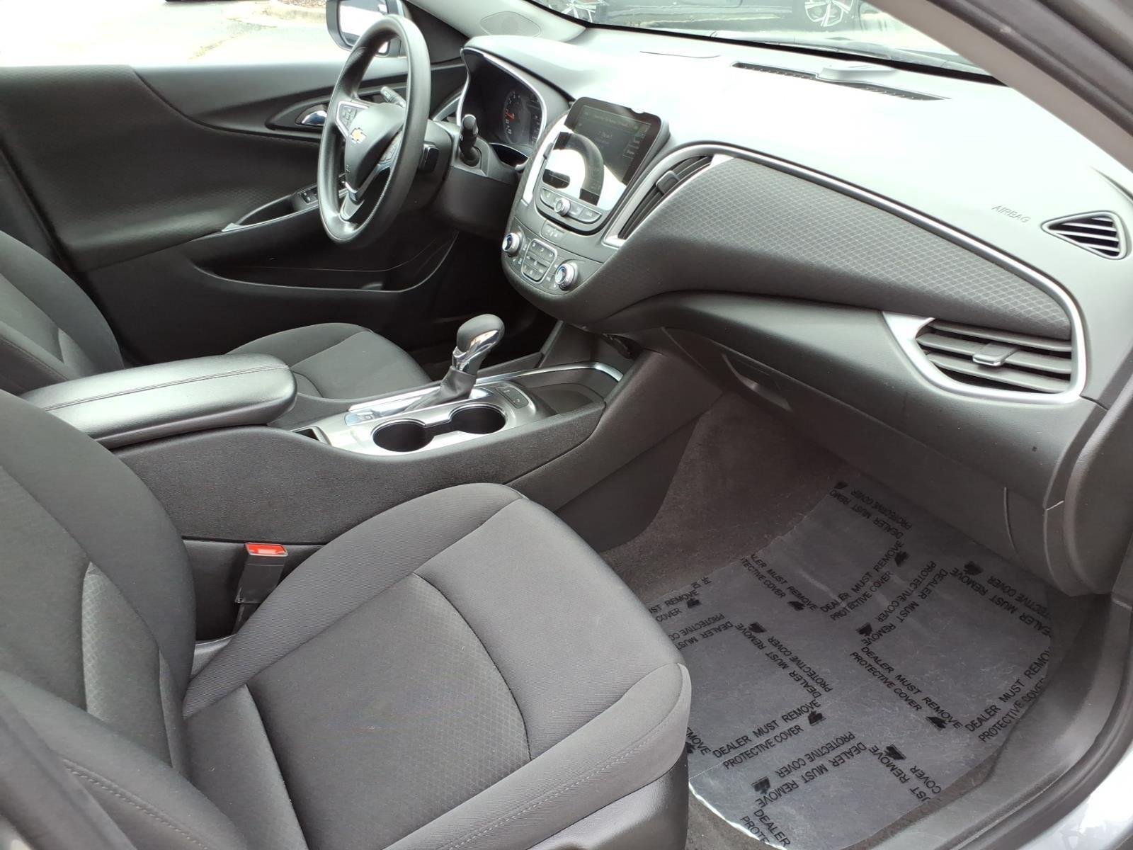 Used 2025 Sterling Gray Metallic Chevrolet LT image 24