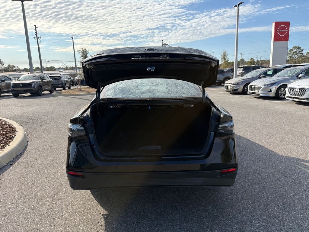 New 2026 Nissan Sentra SV 4D Sedan