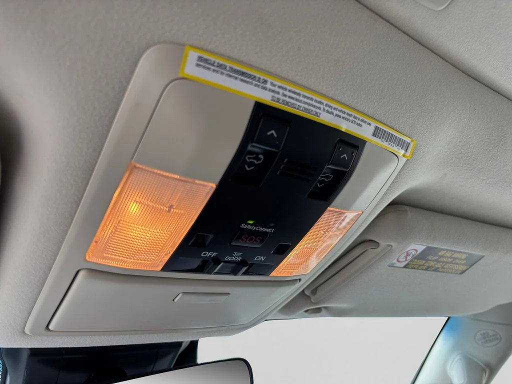 Used 2021 Gray Lexus 460 image 31