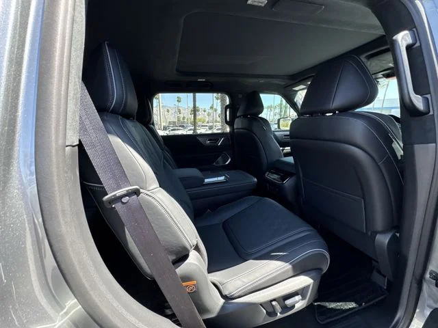 New 2026 Black INFINITI AUTOGRAPH image 28