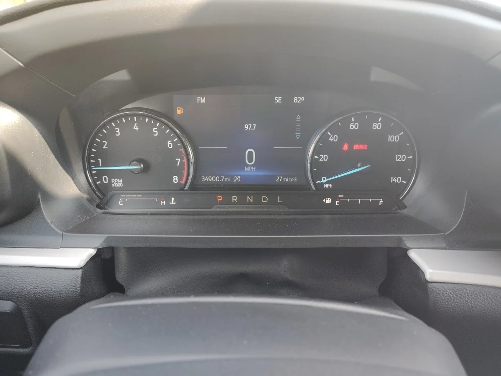 Used 2024 Agate Black Metallic Ford XLT image 19