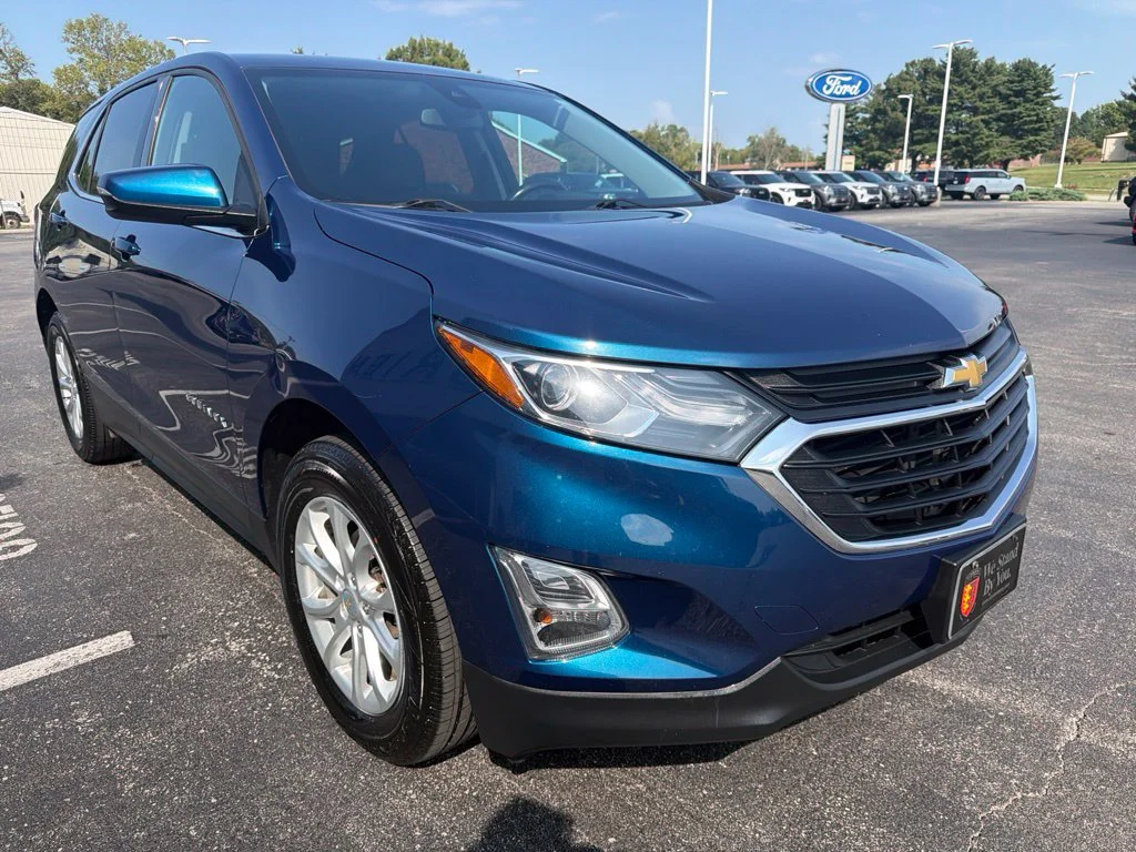 Used 2019 Pacific Blue Metallic Chevrolet LT image 7