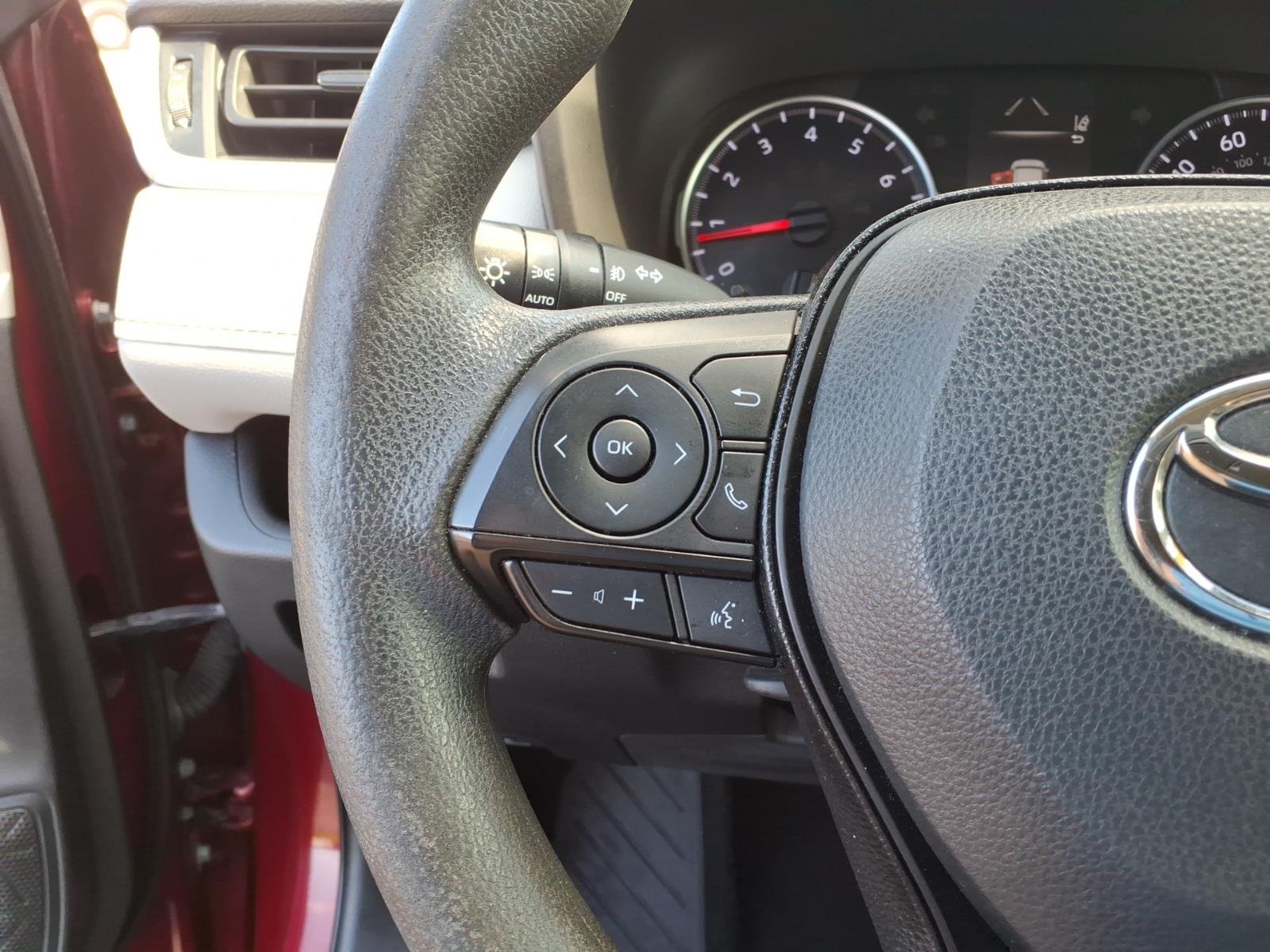Used 2020 Super White Toyota XLE image 19