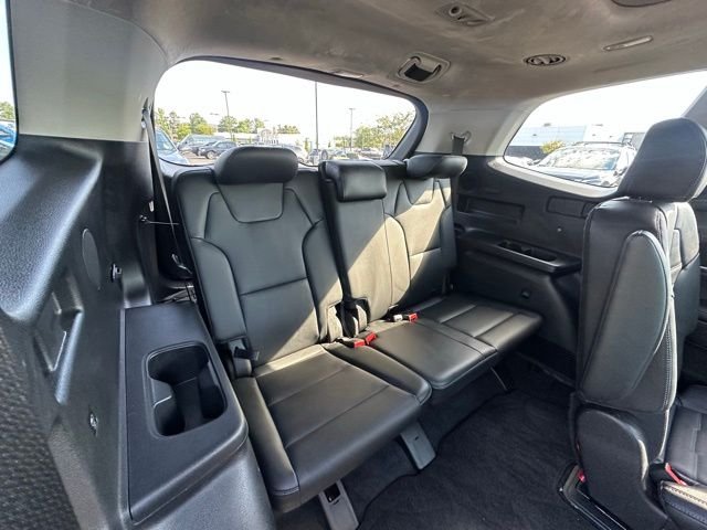 Used 2024 Silver Kia SX-Prestige image 33