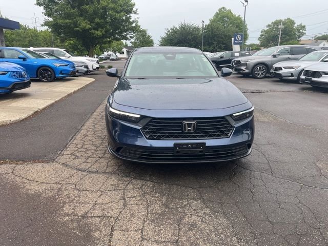 Used 2024 Canyon River Blue Metallic Honda EX image 29