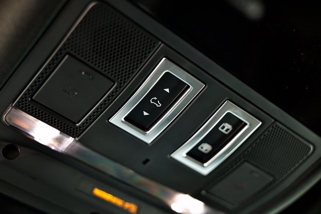 2026 Jaguar F-Pace R-Dynamic S - Photo 46