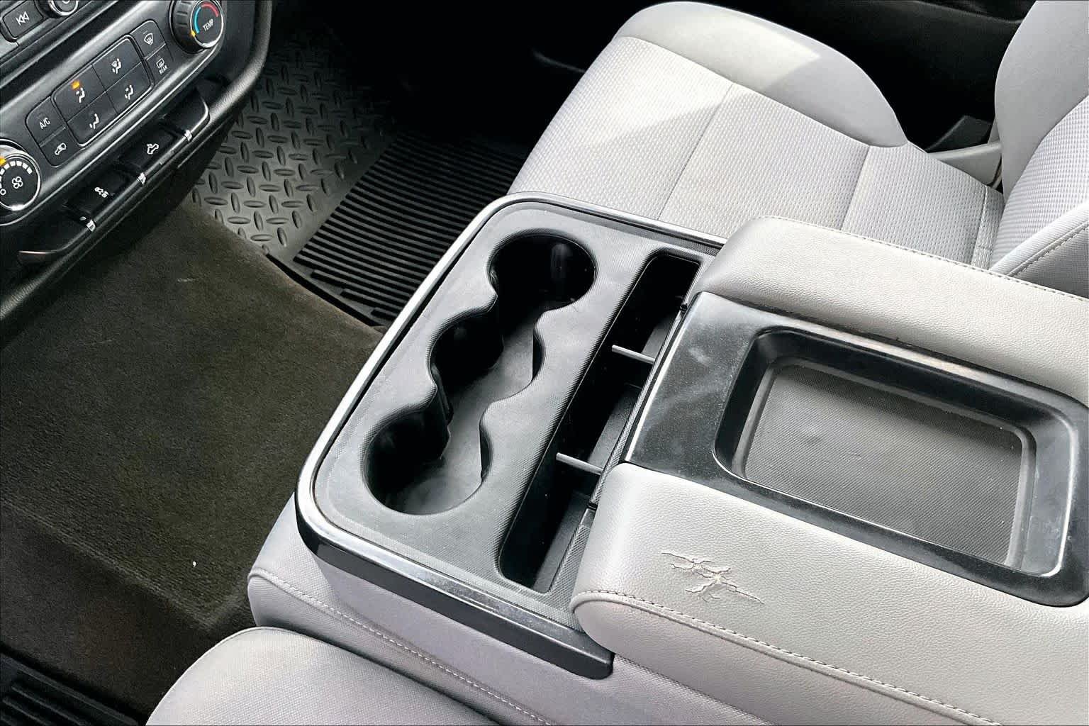 Used 2017 Summit White Chevrolet Custom image 17
