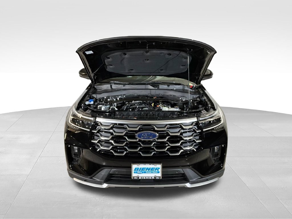 New 2026 Agate Black Metallic Ford Platinum™ image 14
