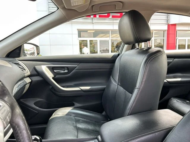 Used 2017 Gun Metallic Nissan 3.5 SL image 30