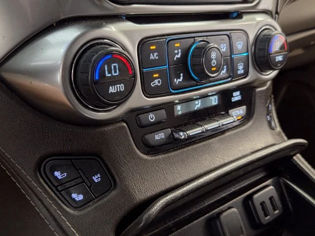 Used 2016 SUMMIT WHITE Chevrolet LTZ image 26
