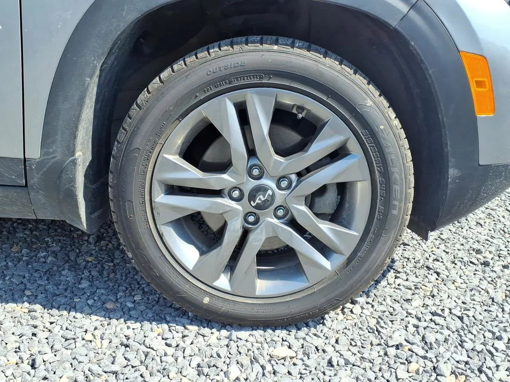 Used 2022 Gray Kia LX image 41