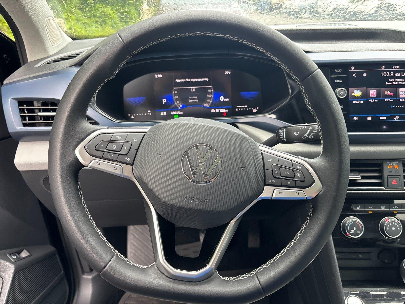 Used 2023 Deep Black Pearl Volkswagen SE image 18