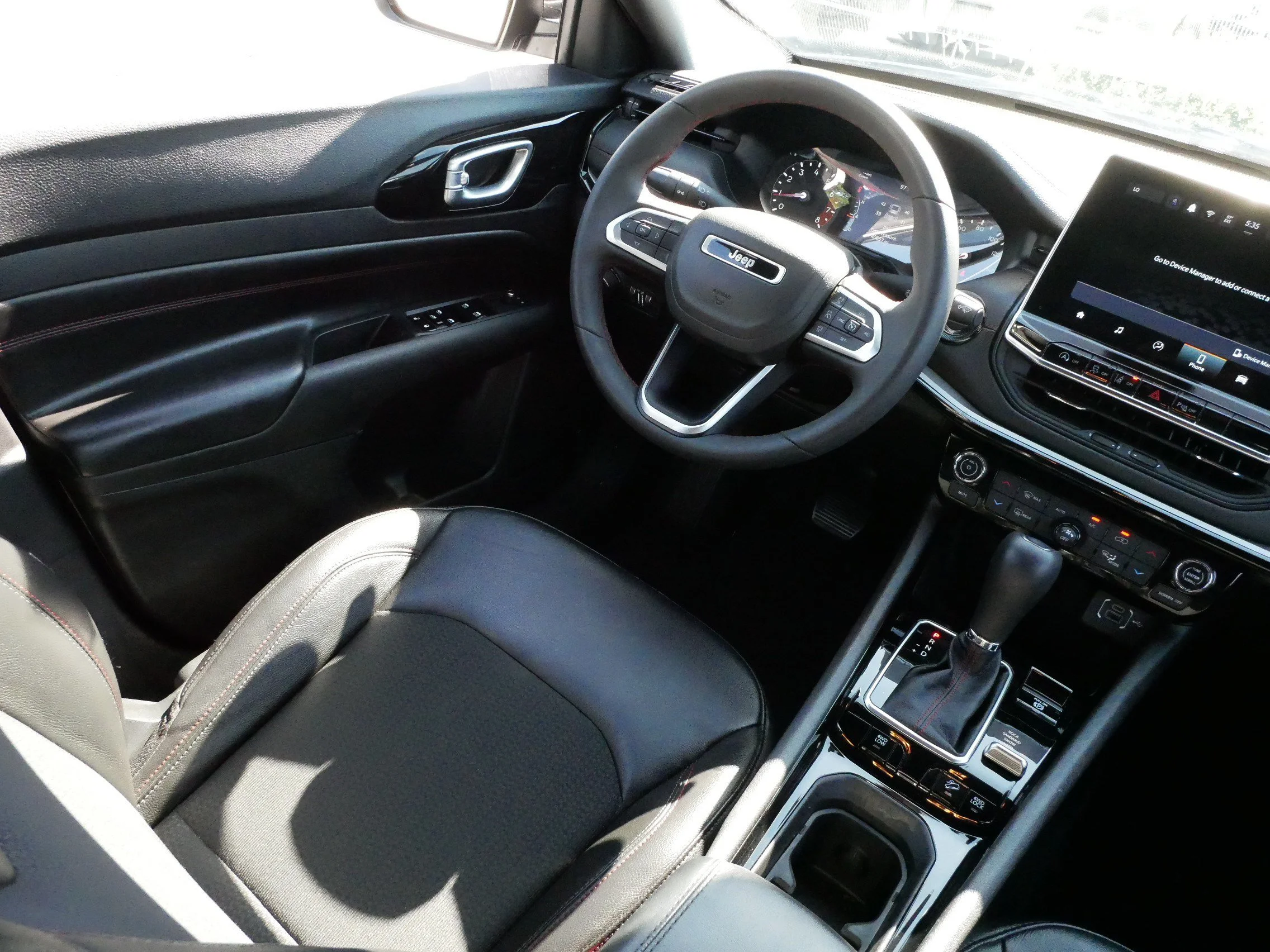 Used 2025 Bright White Clearcoat Jeep Trailhawk image 9