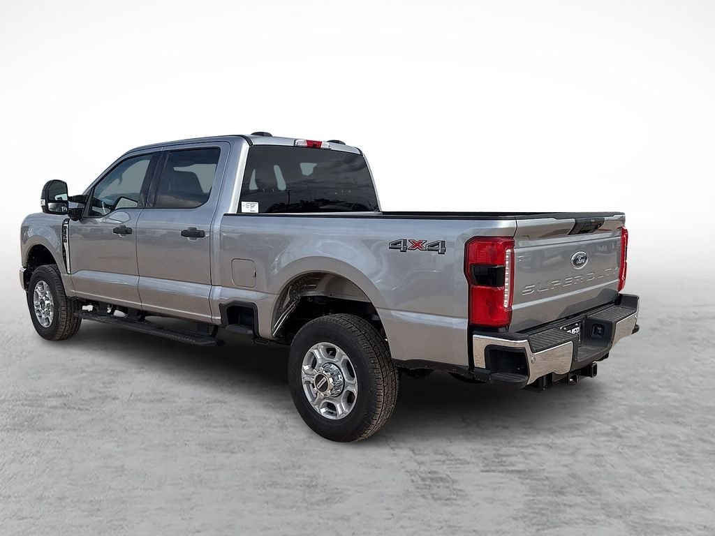 New 2026 Agate Black Metallic Ford F-250® XLT image 7