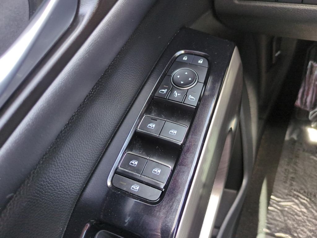 Certified Used 2022 Gray Nissan Platinum image 20
