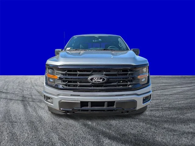 New 2026 Iconic Silver Metallic Ford XLT image 9