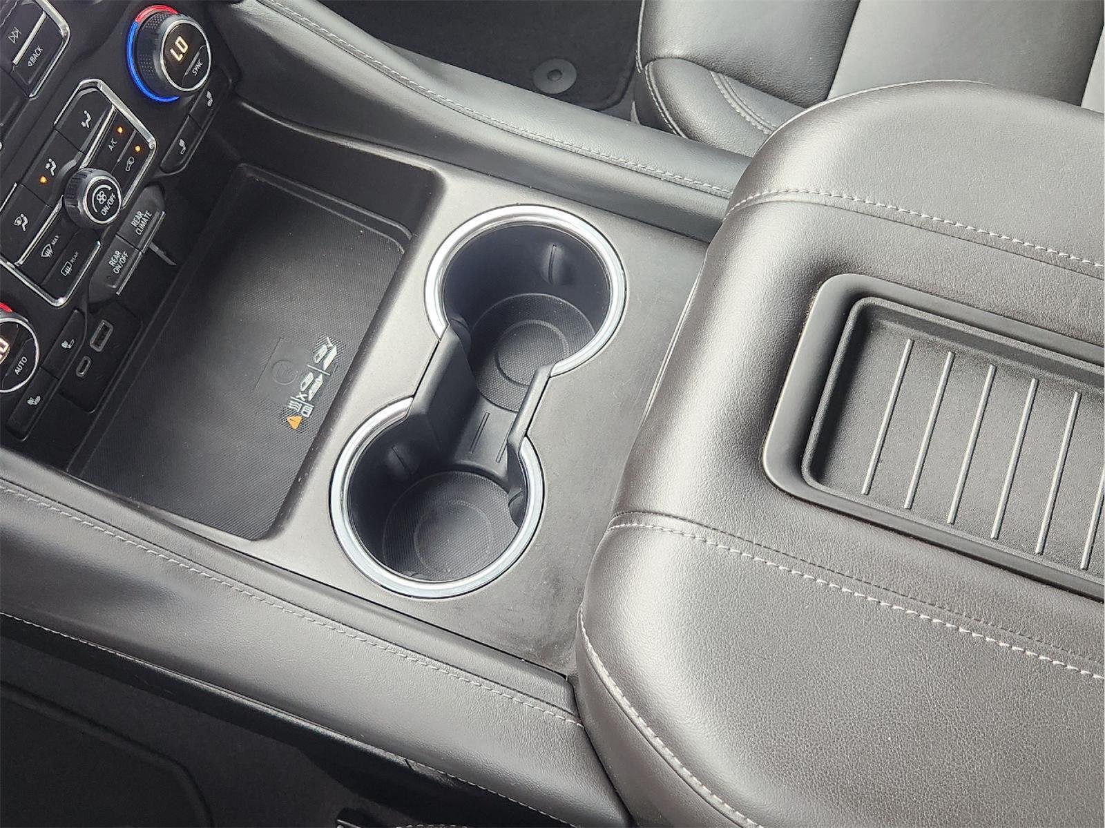 2022 Chevrolet Tahoe photo 20 of 34