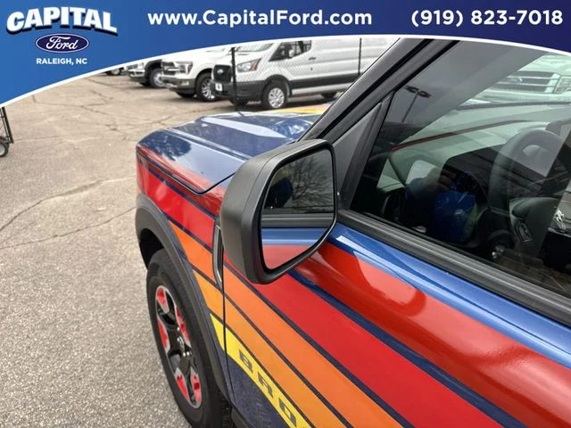 Used 2024 Blue Ford Free Wheeling image 12