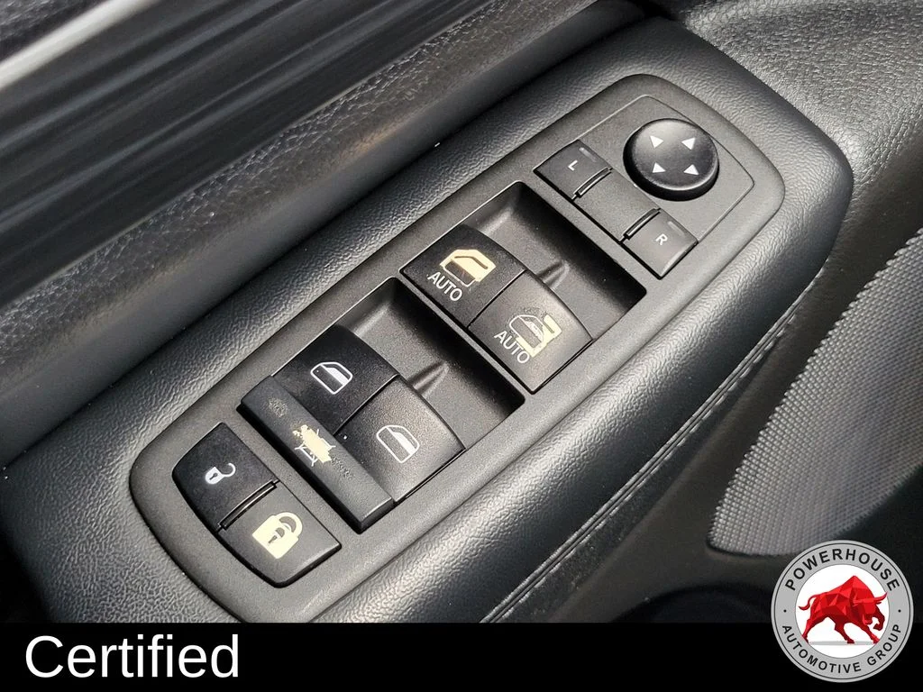 Used 2021 Gray Jeep Laredo X image 27