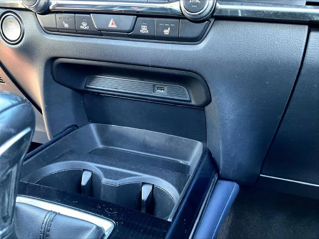 Used 2020 Red Mazda Preferred image 16