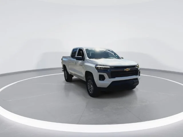 Used 2026 White Chevrolet LT image 2