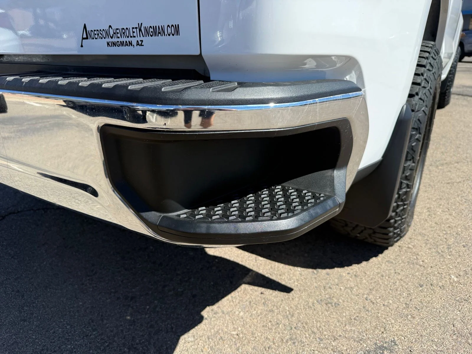 2023 Chevrolet Silverado 1500 LT - Photo 6