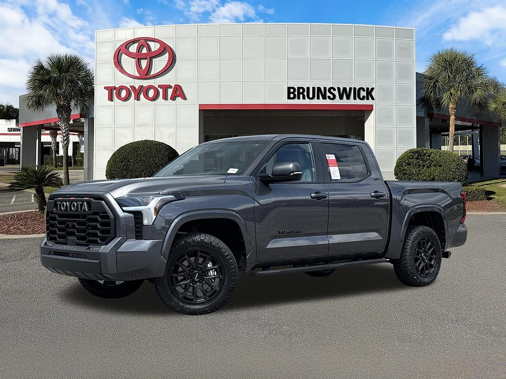 New 2026 Magnetic Gray Metallic Toyota SR5 CrewMax 5.5