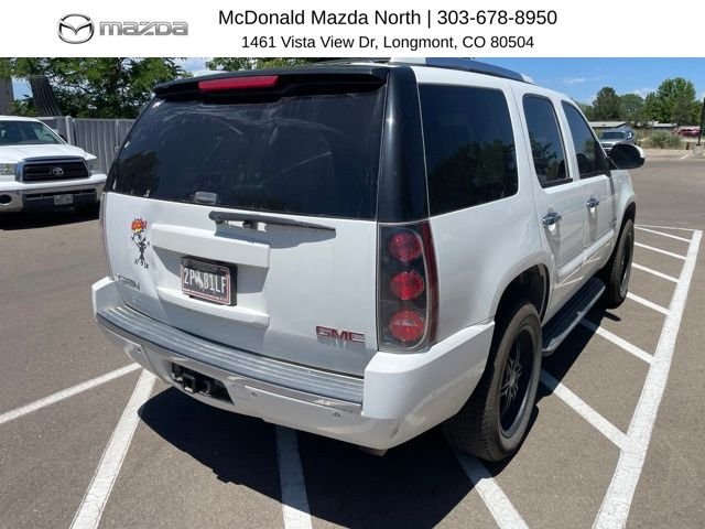 Used 2007 White GMC Denali image 3
