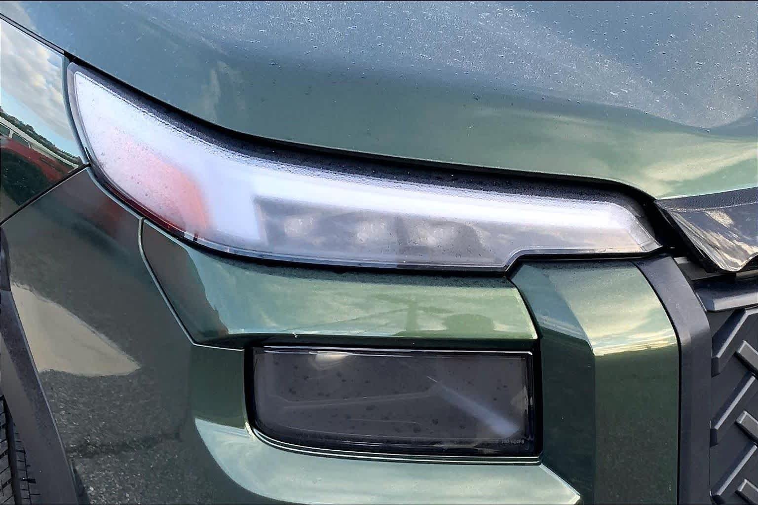 New 2026 DEEP EMERALD GREEN PEARL Subaru Touring XT image 13