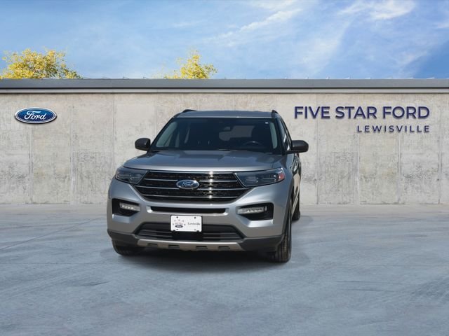 Used 2021 Silver Ford XLT image 3
