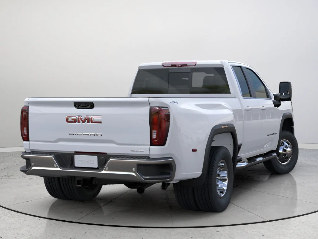 Used 2026 Summit White GMC SLE DRW image 7