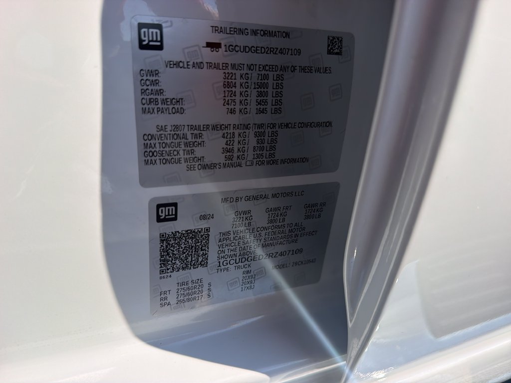 Used 2024 White Chevrolet LTZ image 23
