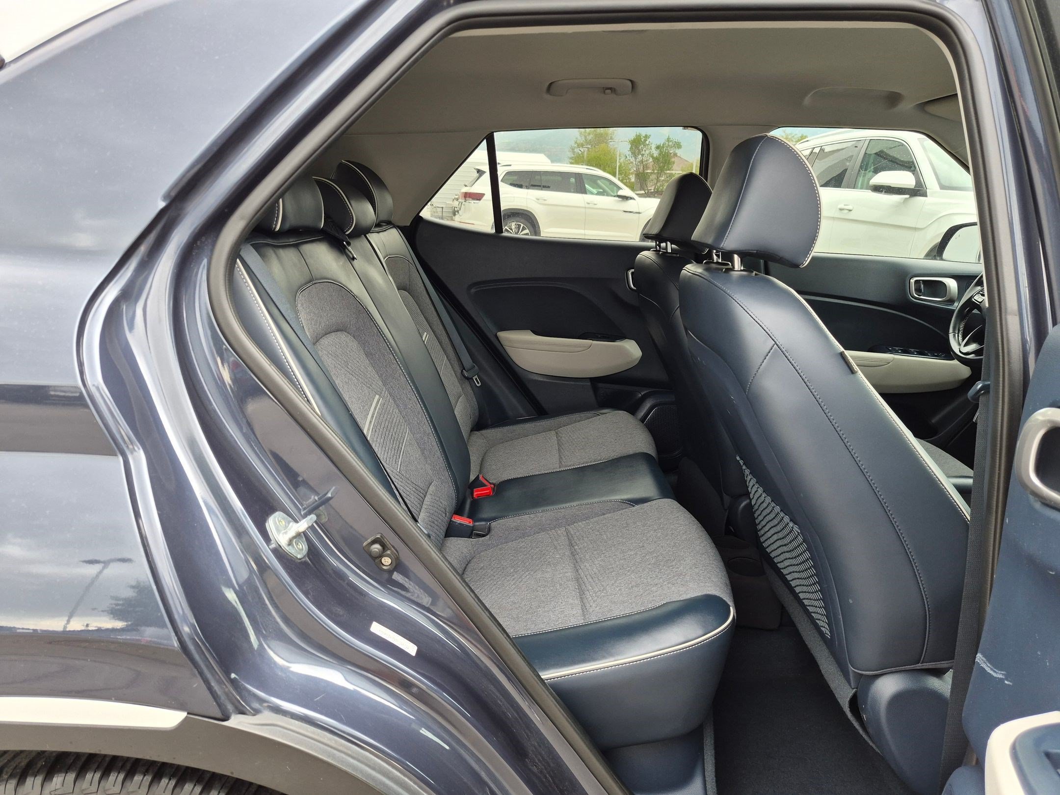 Used 2021 Denim Hyundai Denim image 29