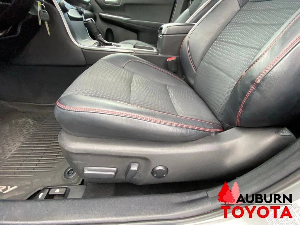 Used 2015 Celestial Silver Metallic Toyota SE image 30