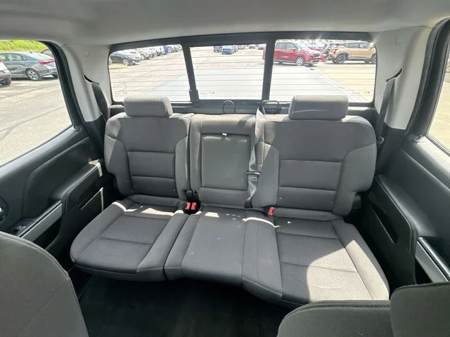 Used 2018 Gray Chevrolet LT image 24