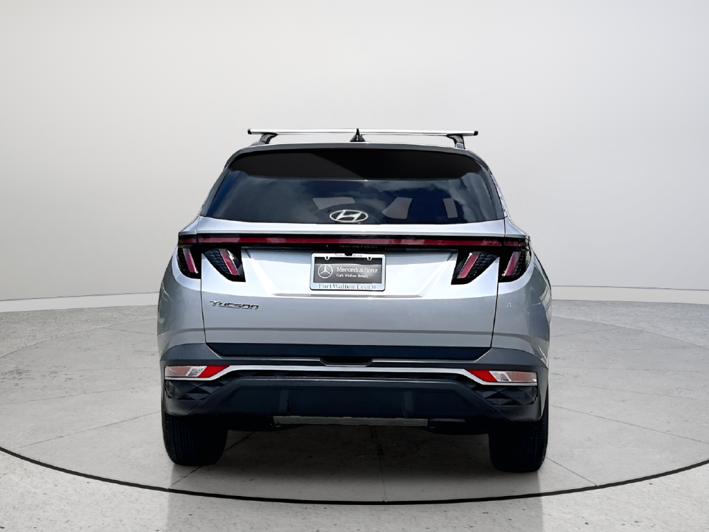 Used 2022 Silver Hyundai SEL image 5