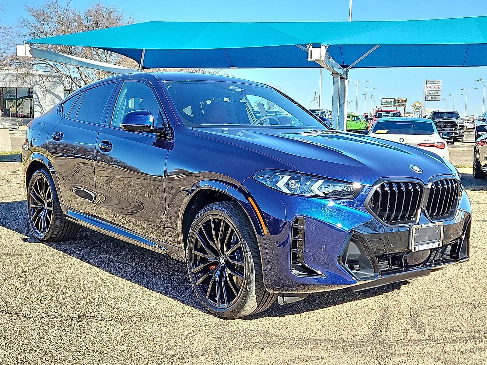 New 2026 Tanzanite Blue BMW xDrive40i All-Wheel Drive Sports Activity image 4