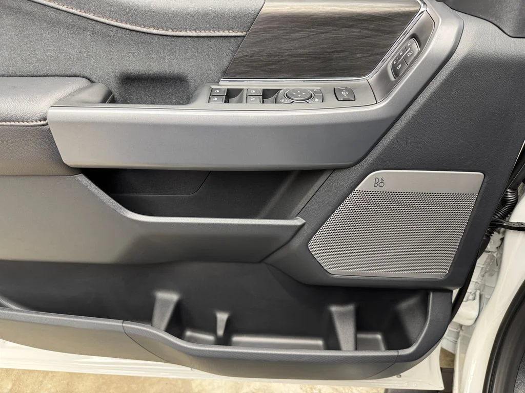 New 2026 Star White Metallic Tri-Coat Ford Lariat® image 10