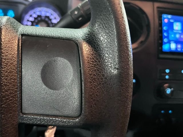 Used 2016 White Ford XL image 25