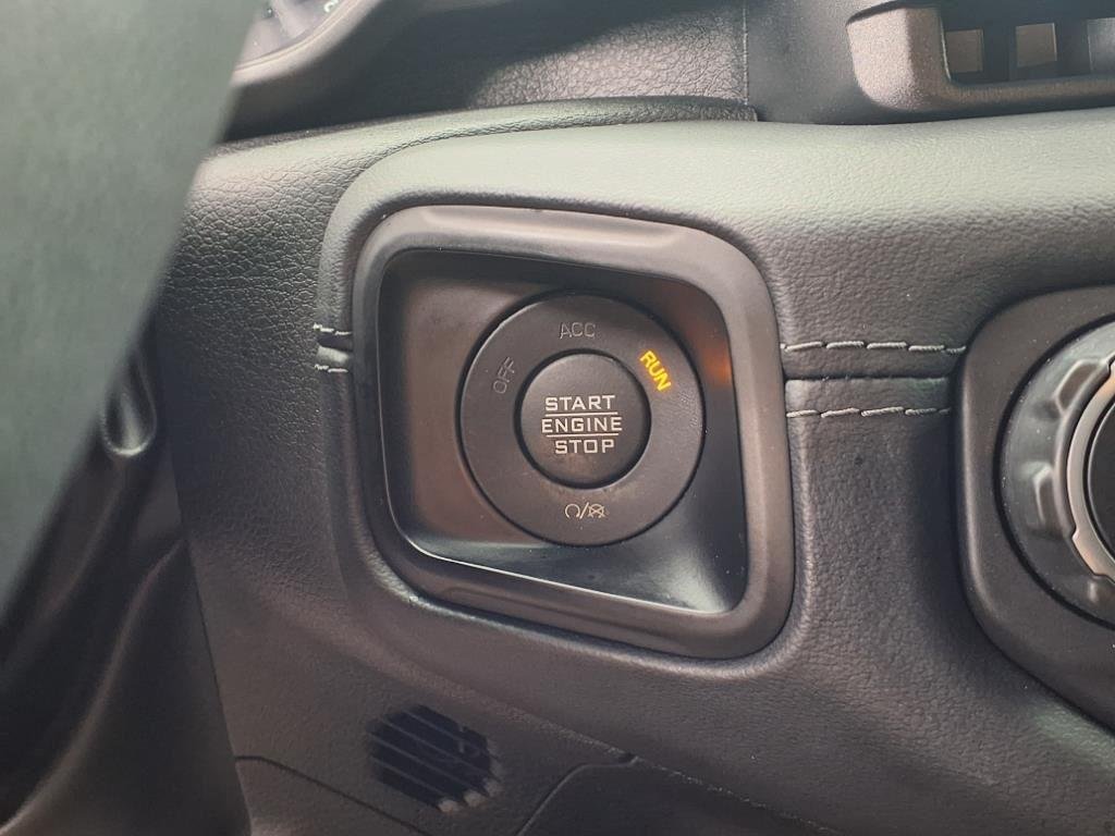 Used 2024 Black Clearcoat Jeep High Altitude image 13
