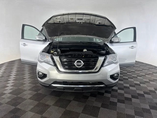Used 2019 Silver Nissan SV image 11