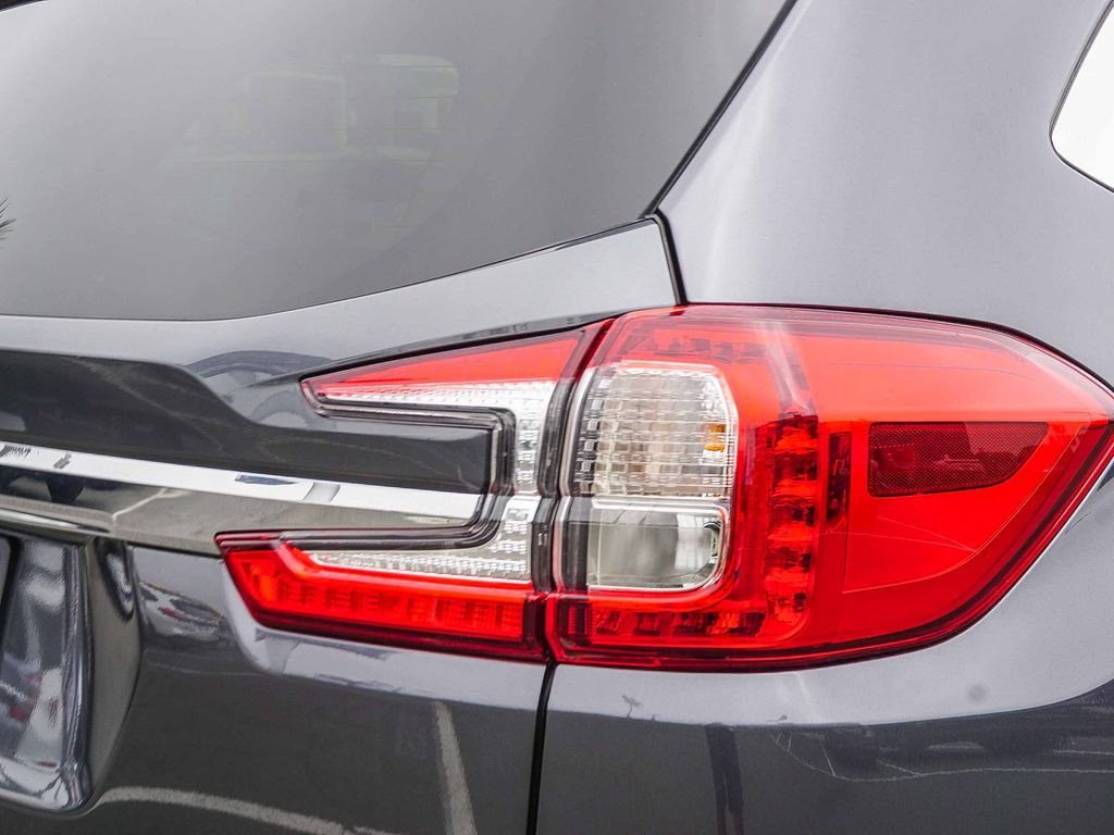 New 2026 MAGNETITE GRAY METALLIC Subaru Limited 7-Passenger image 7
