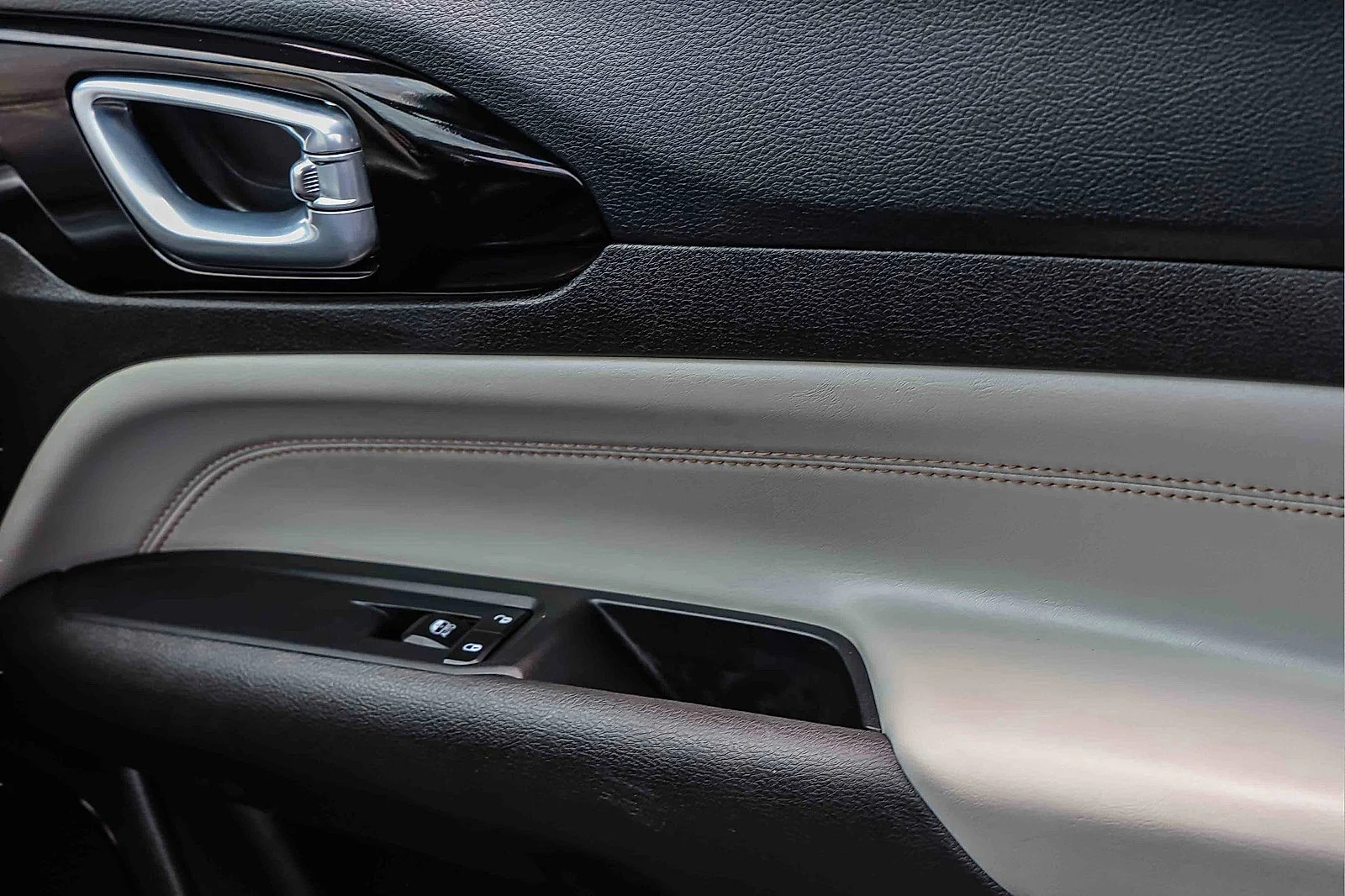 2025 Jeep Compass Limited - Photo 15