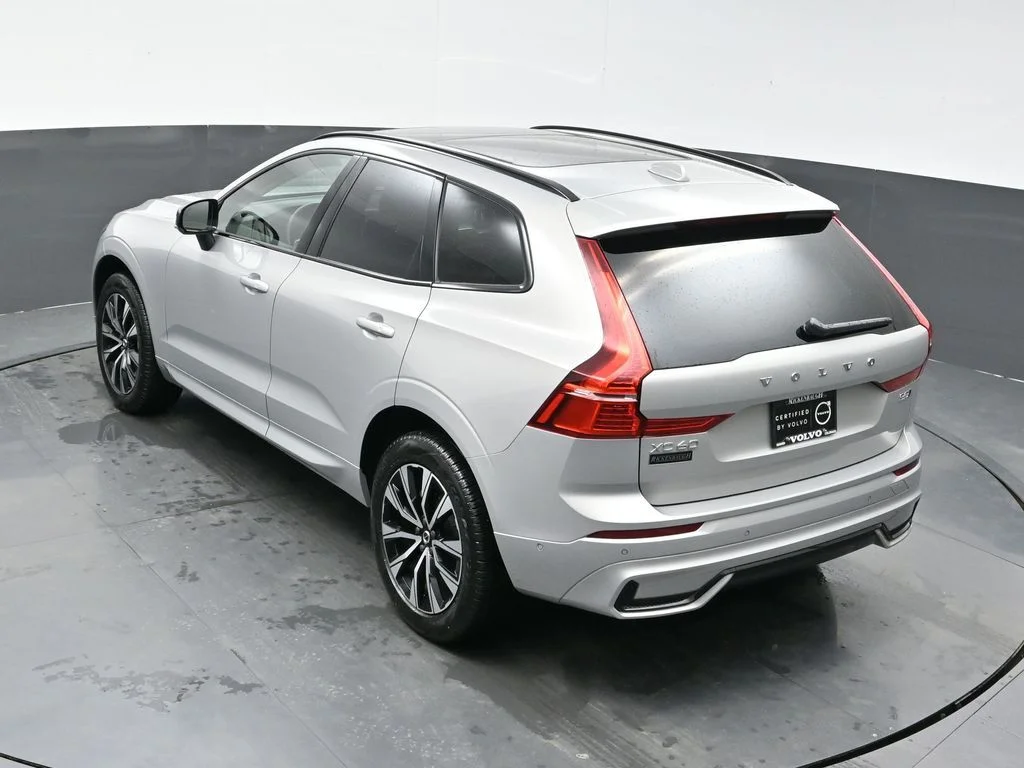 Certified Used 2025 Silver Dawn Volvo Plus image 34