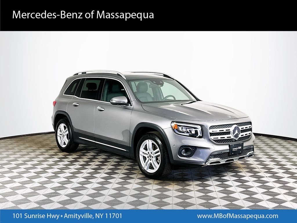 2023 Mercedes-Benz GLB GLB 250 4MATIC's photo