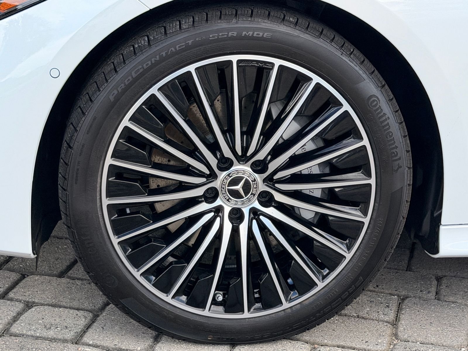 New 2027 White Mercedes-Benz CLE 300 image 11