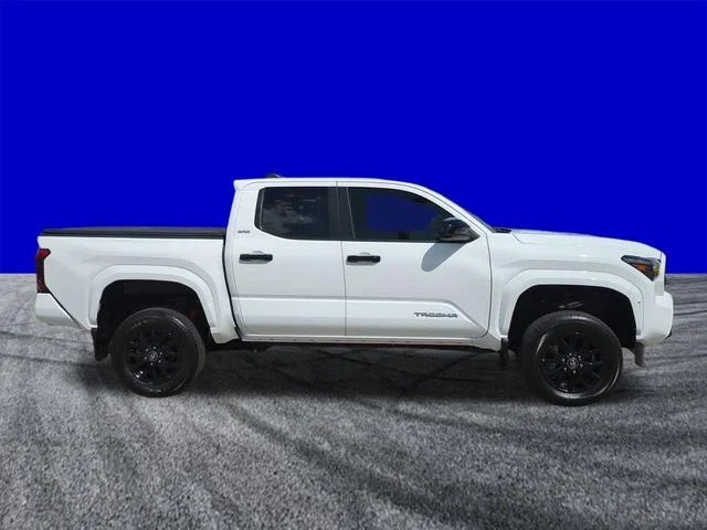 Certified Used 2025 Ice Toyota SR5 image 3