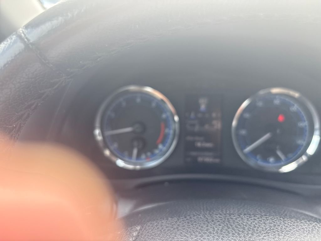 Used 2017 Black Toyota L image 17