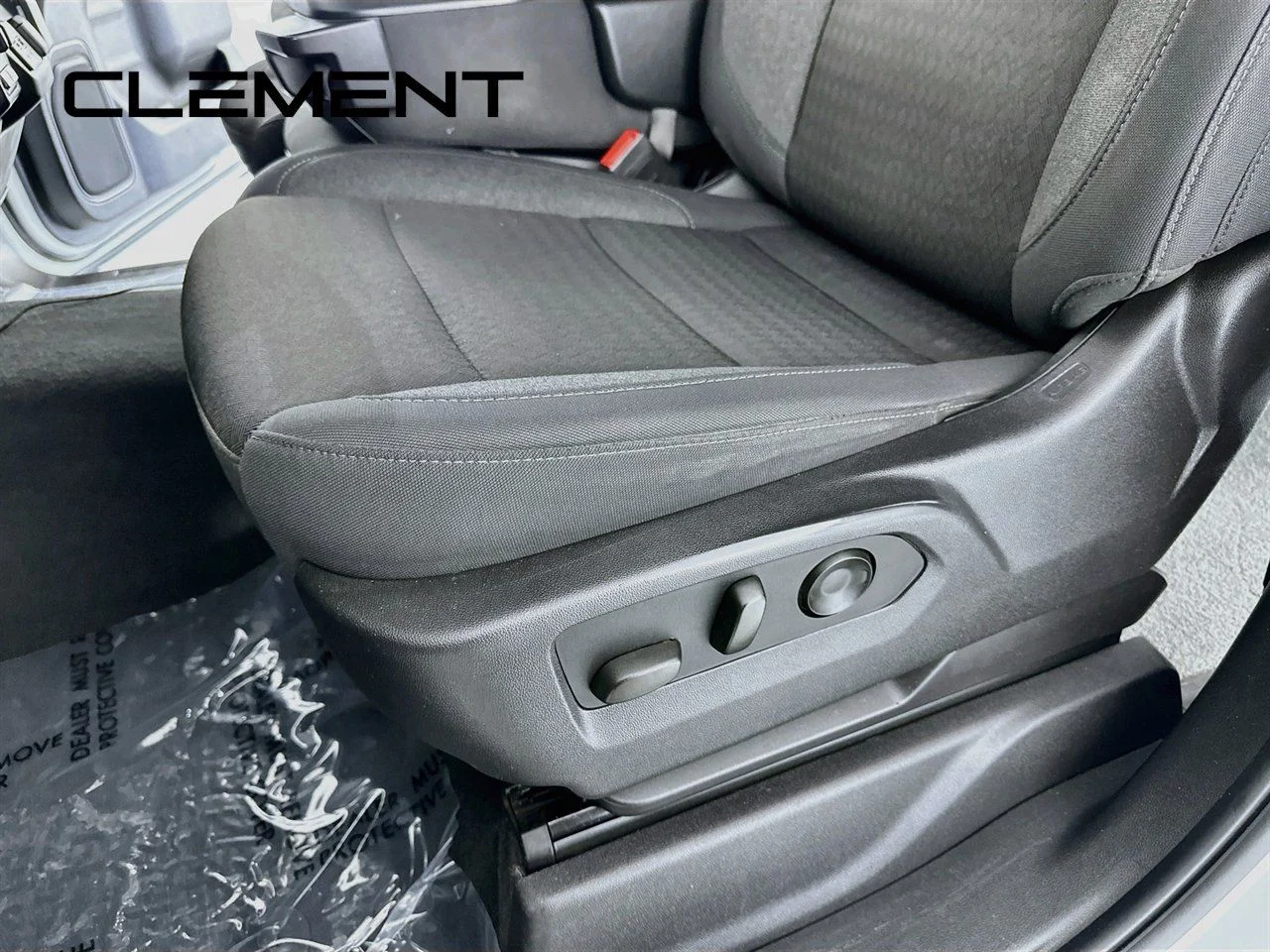 Used 2024 Summit White Chevrolet Custom image 26