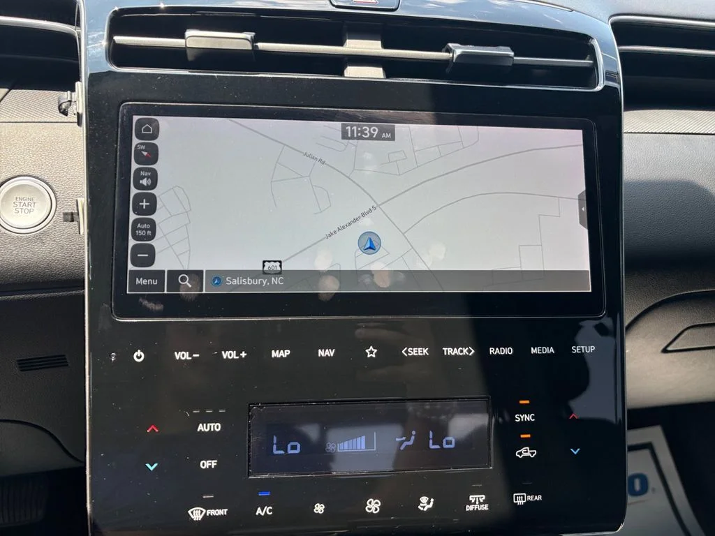 Used 2024 Black Hyundai NIGHT image 11